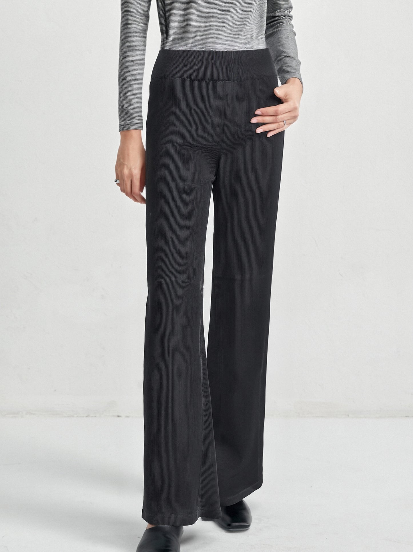 Women’s Ribbed High Waisted Flare Pants – Stretch Knit Bell Bottom Leggings, Slim Fit Y2K Style Lounge Trousers