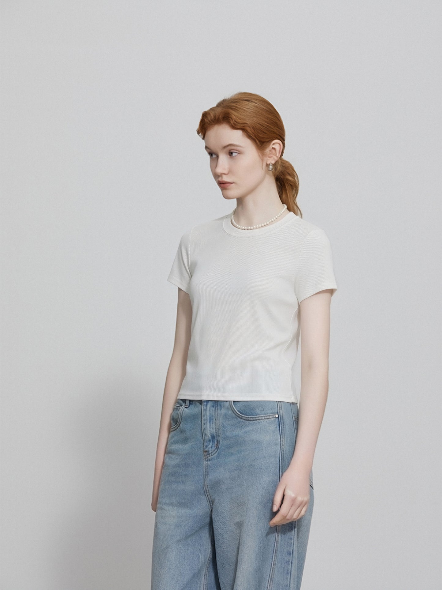 Ribbed Crew Neck T-Shirt – Slim Fit Stretch Basic Tee