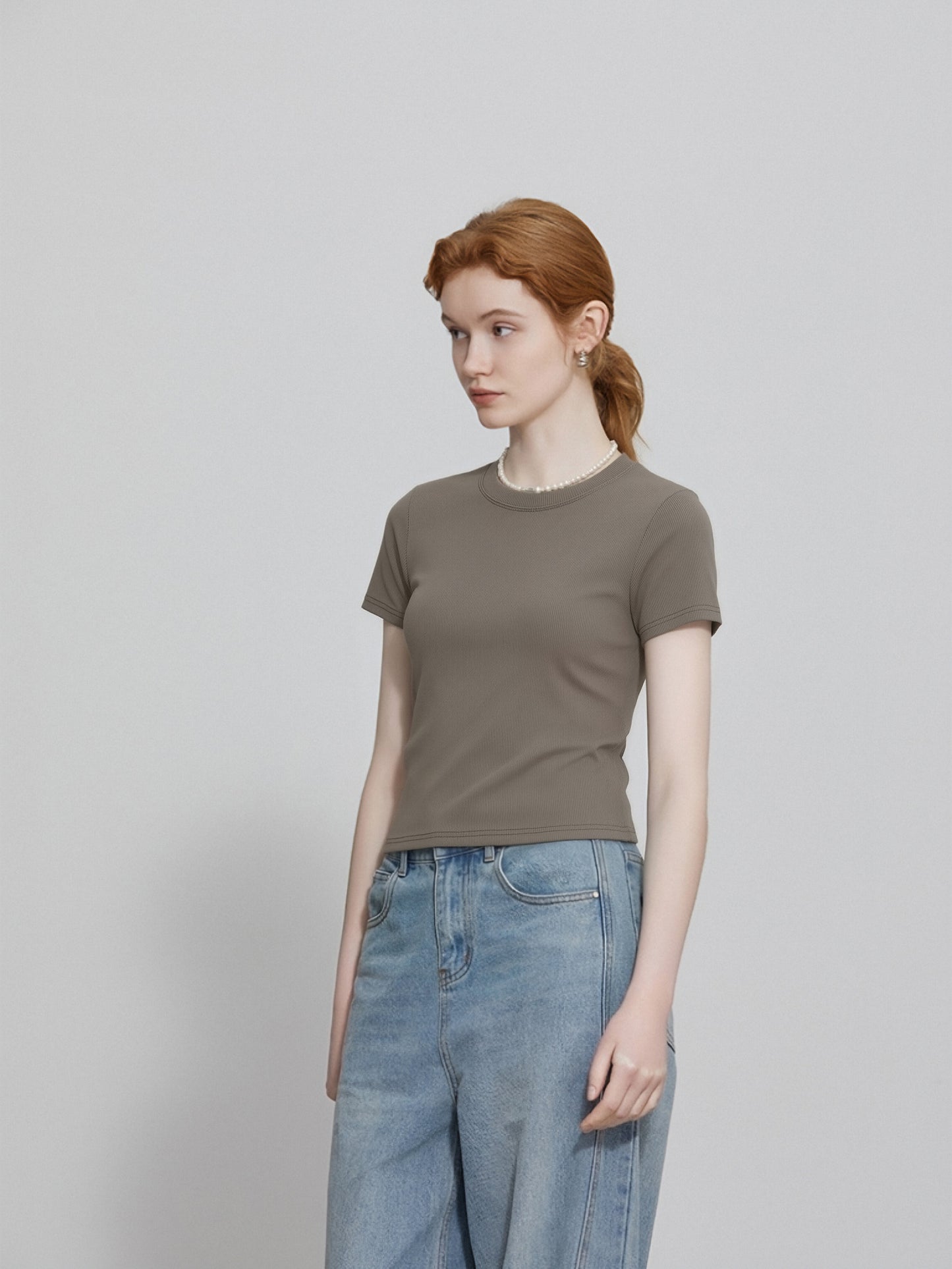 Ribbed Crew Neck T-Shirt – Slim Fit Stretch Basic Tee