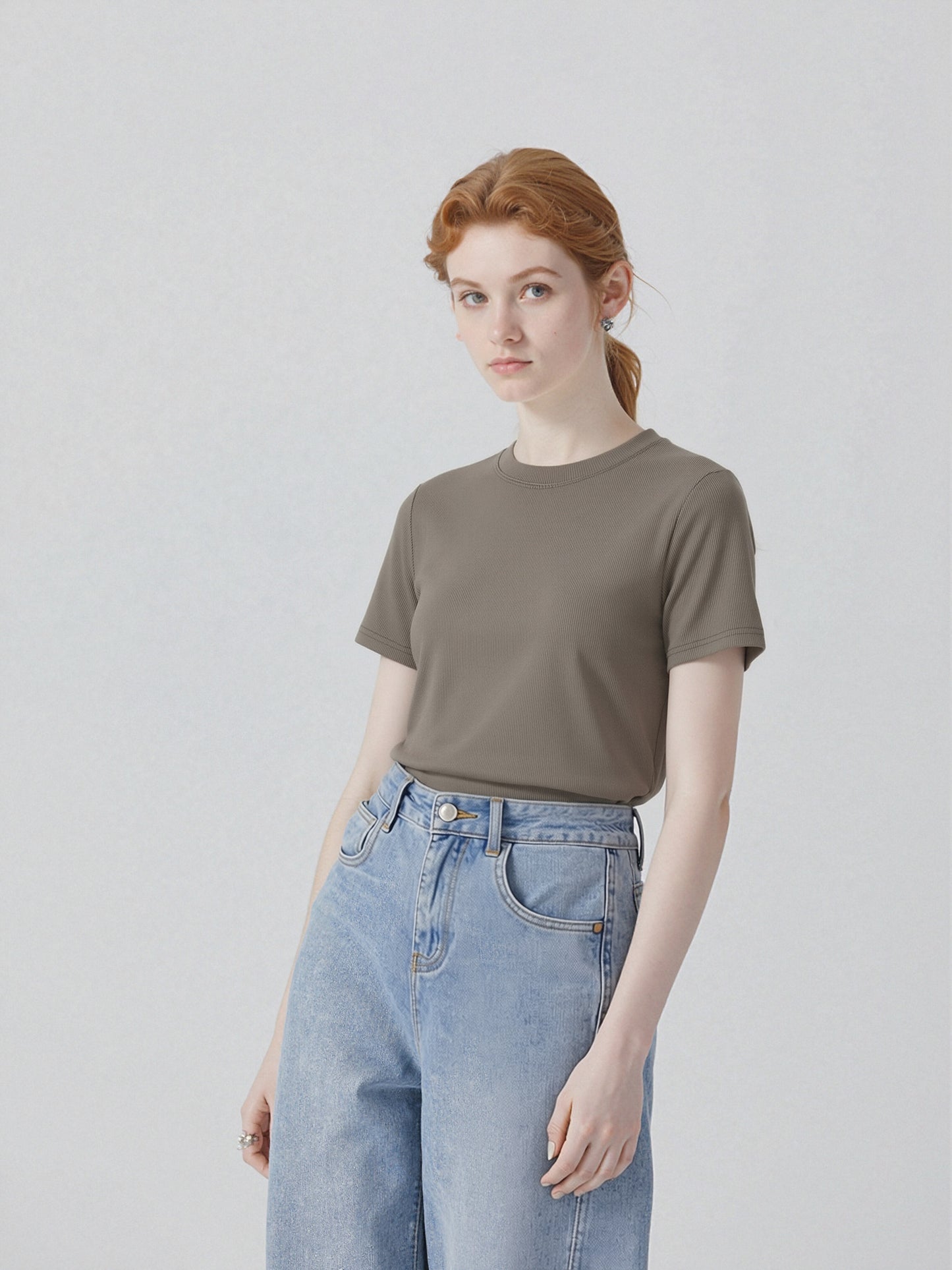 Ribbed Crew Neck T-Shirt – Slim Fit Stretch Basic Tee