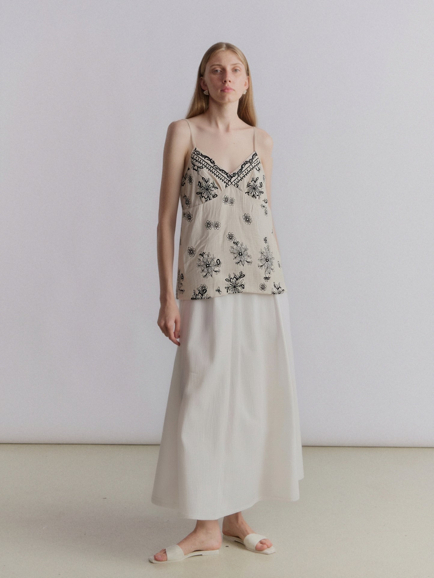 Women’s Embroidered Linen Cami Top – Boho Floral Print Spaghetti Strap Summer Tank BLU NAVY