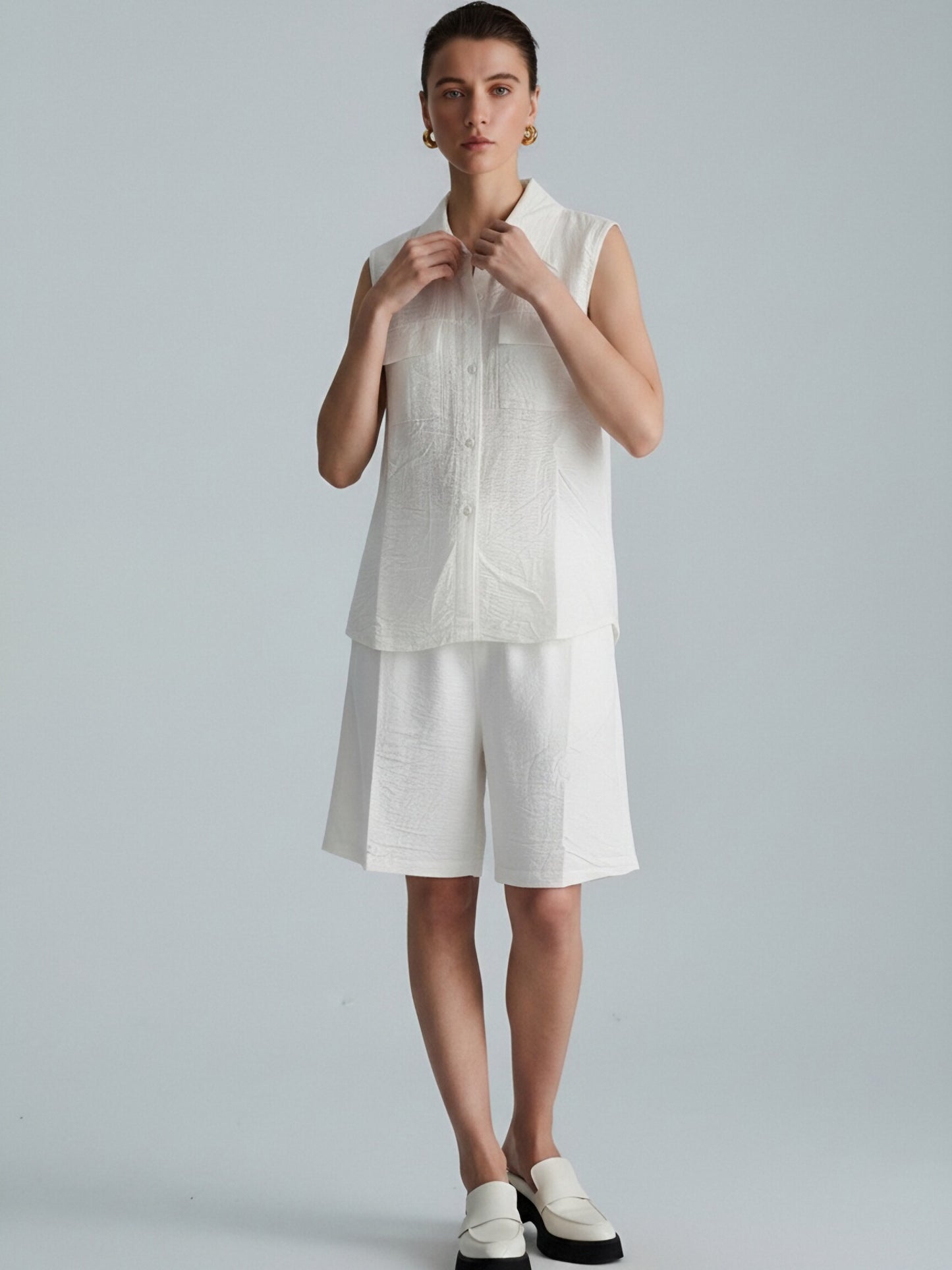 Women’s Linen Two-Piece Shorts Set – Sleeveless Button-Up Linen Shirt & Wide-Leg Shorts Co-Ord Summer Outfit