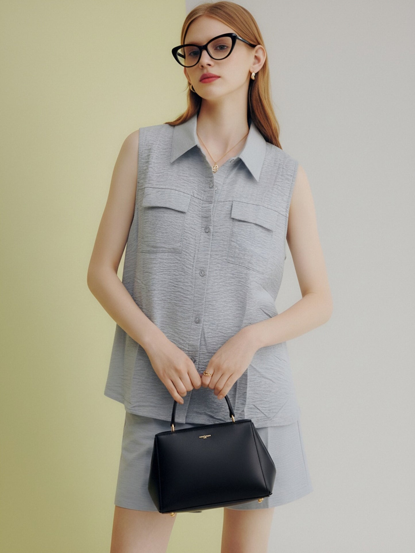 Women’s Linen Two-Piece Shorts Set – Sleeveless Button-Up Linen Shirt & Wide-Leg Shorts Co-Ord Summer Outfit