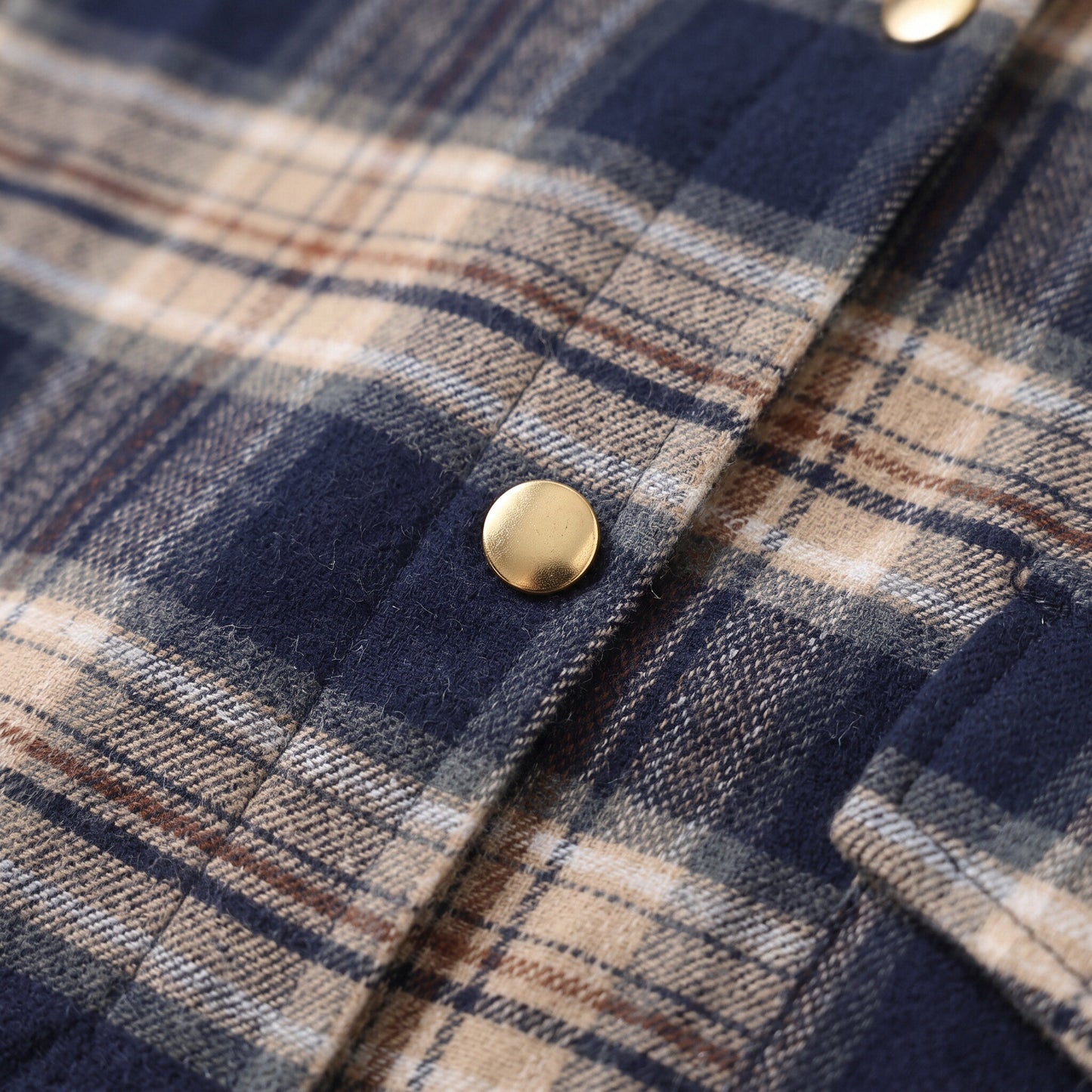 Women’s Oversized Plaid Shirt – Casual Check Long Sleeve Button-Up
