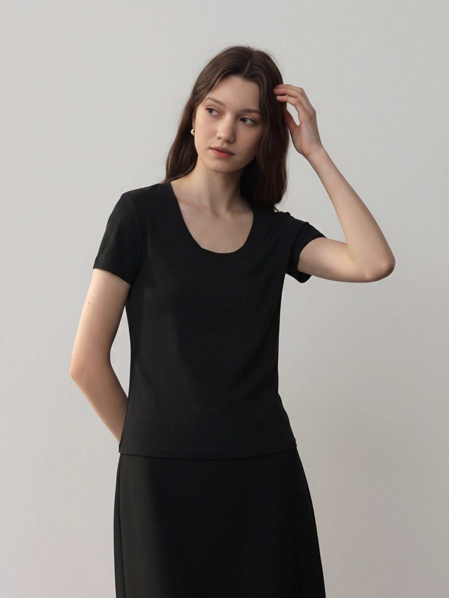 Women’s Basic Scoop Neck Short Sleeve T-Shirt | Slim Fit Essential Top