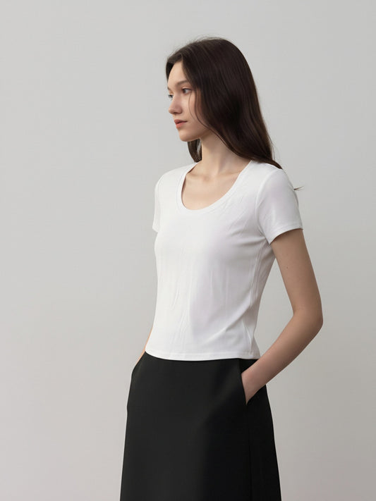 Women’s Basic Scoop Neck Short Sleeve T-Shirt | Slim Fit Essential Top (Copia)