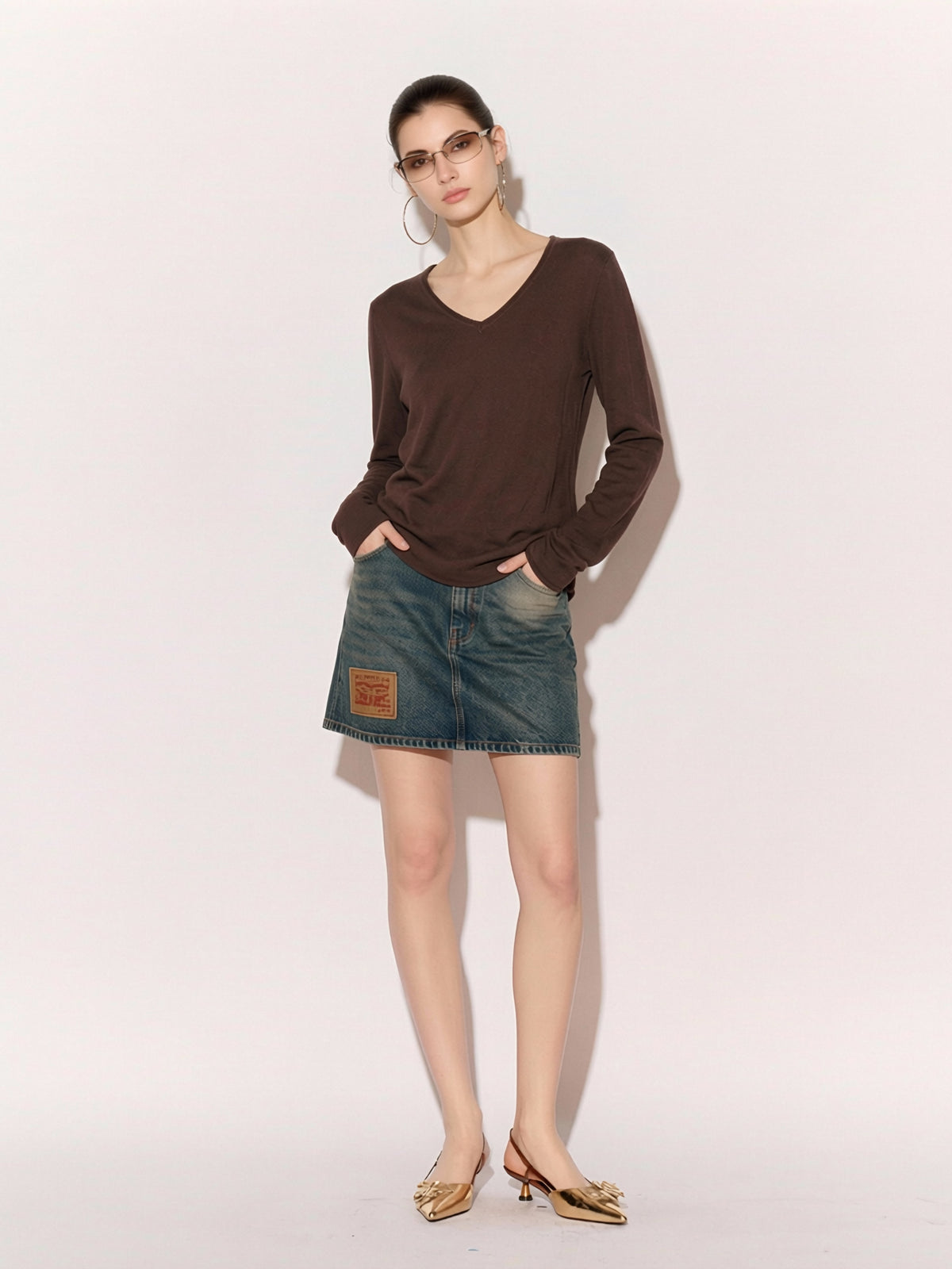 Women’s V-Neck Lightweight Knit Jumper – Long Sleeve Soft Fine Knit Pullover Top