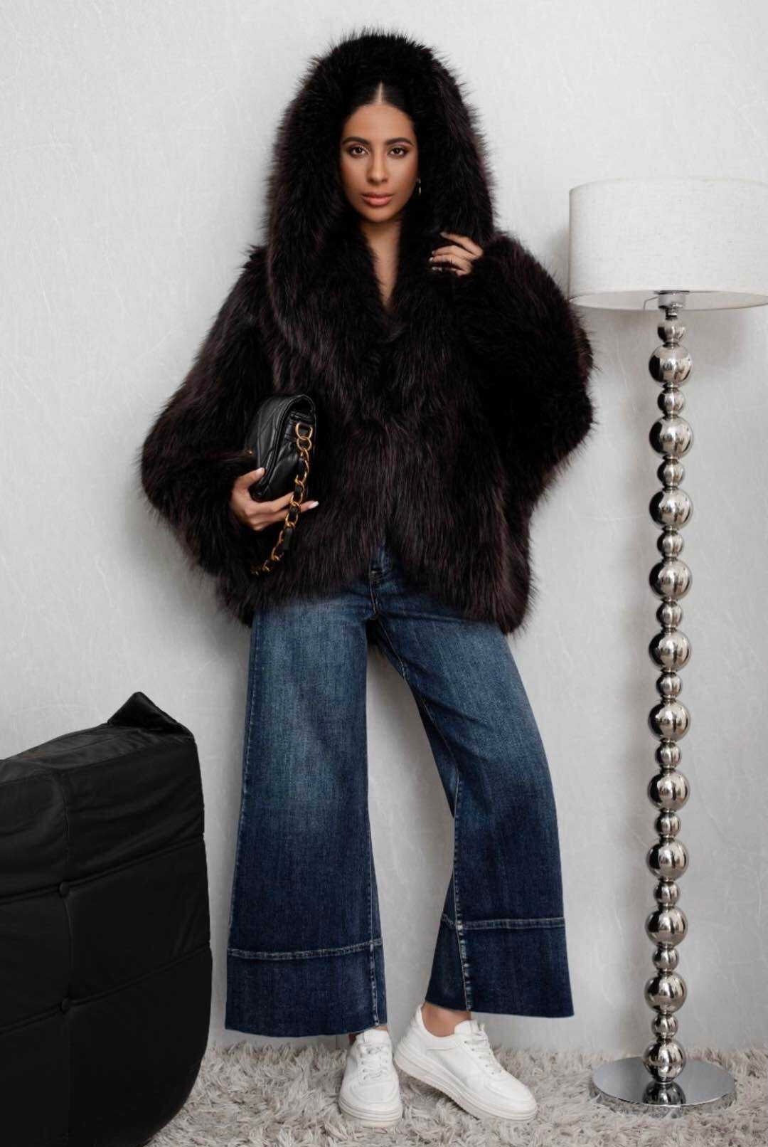 Zayla Women’s Black-Purple Faux Fur Short Jacket – Fluffy Warm Plush Winter Coat, Trendy Soft Aesthetic Outerwear