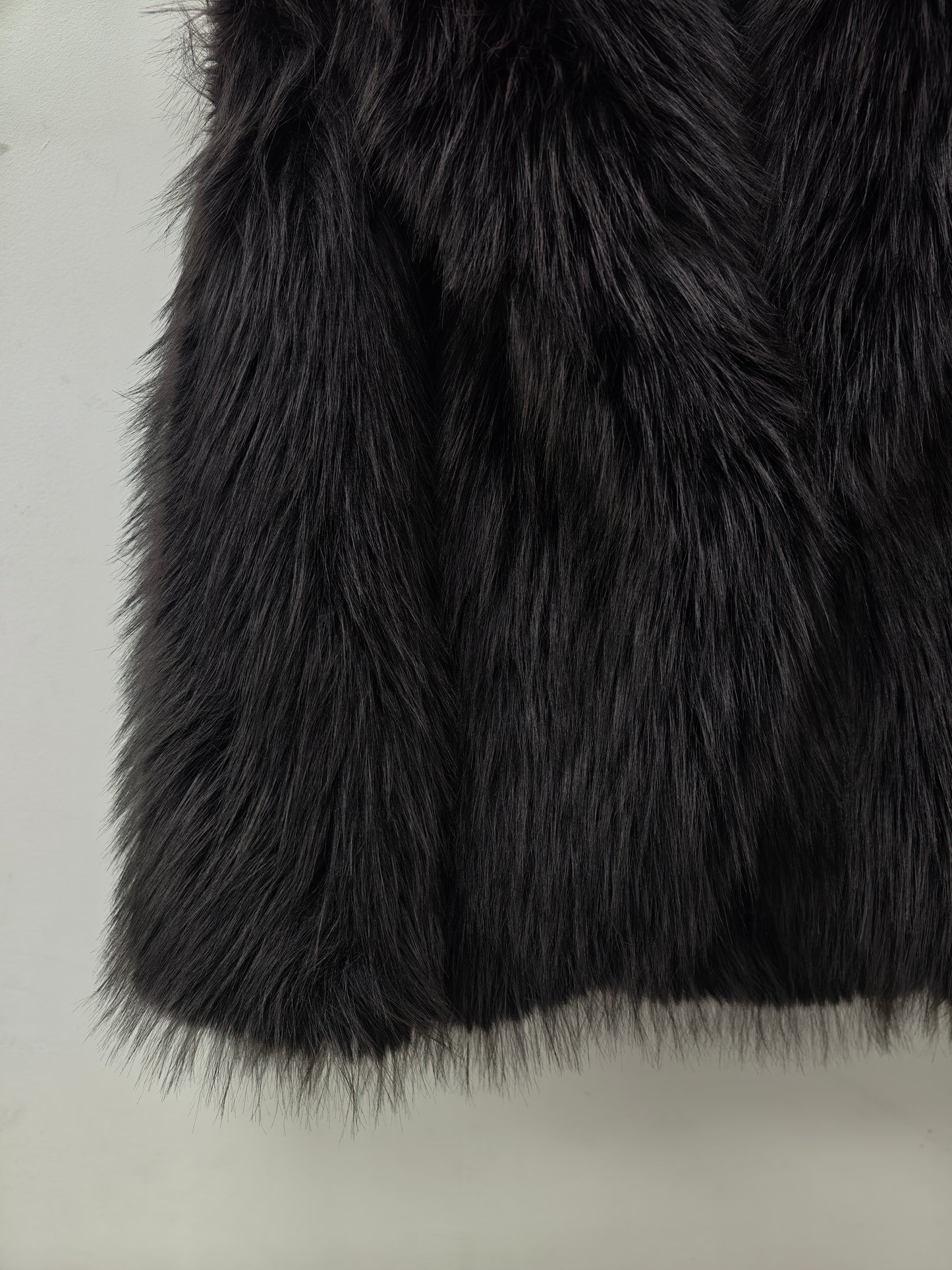 Zayla Women’s Black-Purple Faux Fur Short Jacket – Fluffy Warm Plush Winter Coat, Trendy Soft Aesthetic Outerwear