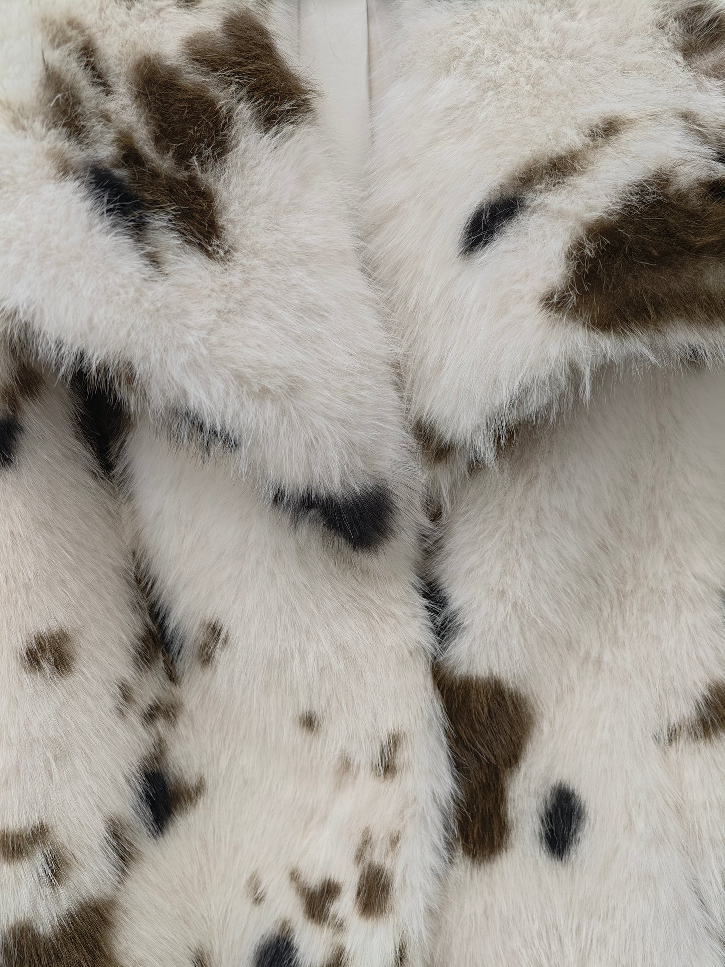 Zayla Women’s Cow-Print Faux Fur Short Jacket – Fluffy Warm Plush Winter Coat, Trendy Aesthetic Outerwear