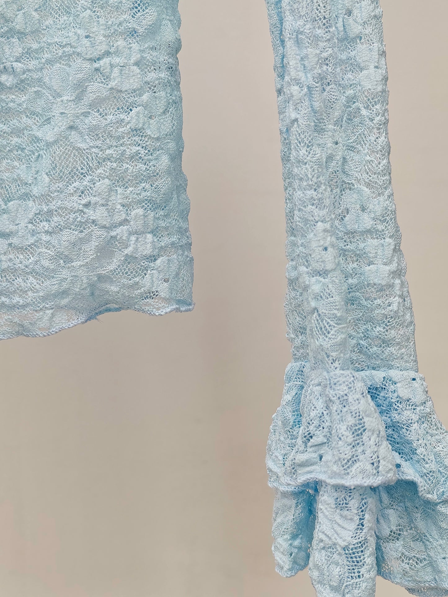 Women’s Ruffled Lace Top – Romantic Sheer Long Sleeve Blouse, Vintage-Inspired Feminine Style for Daily Wear