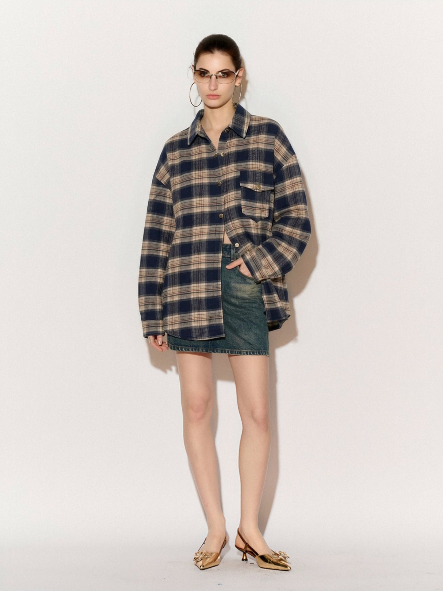 Women’s Oversized Plaid Shirt – Casual Check Long Sleeve Button-Up