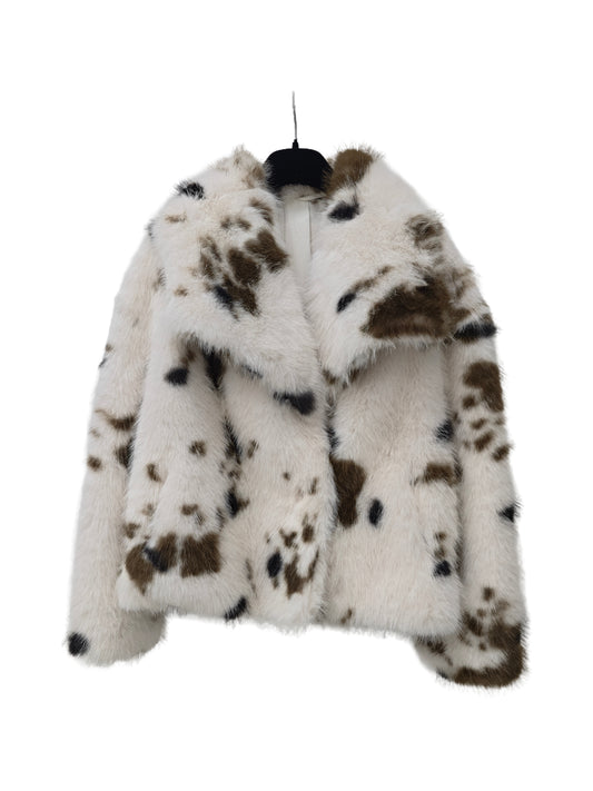 Zayla Women’s Cow-Print Faux Fur Short Jacket – Fluffy Warm Plush Winter Coat, Trendy Aesthetic Outerwear